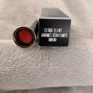 Mary Kay Citrus Flirt true dimensions lipstick